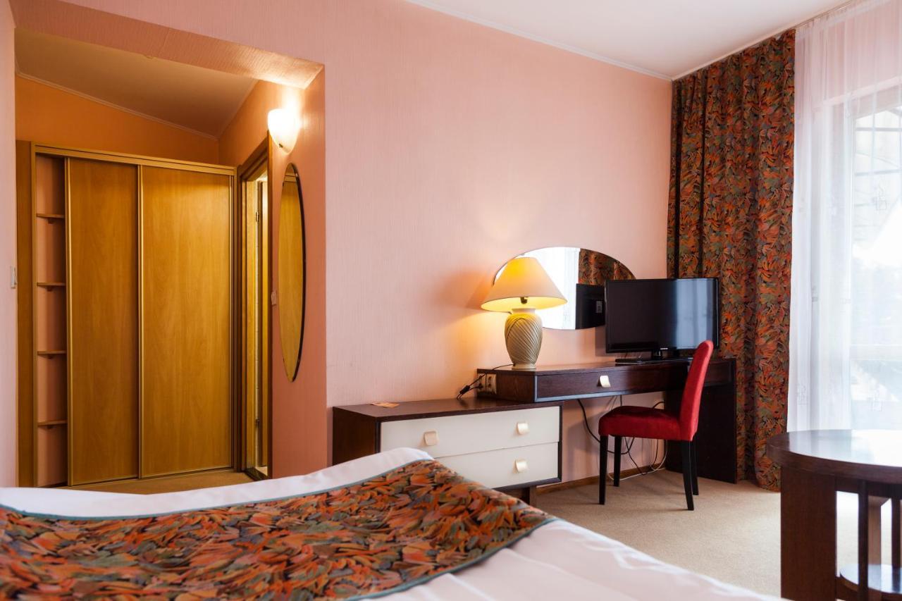 Bed and Breakfast To Tu à Mrągowo Extérieur photo