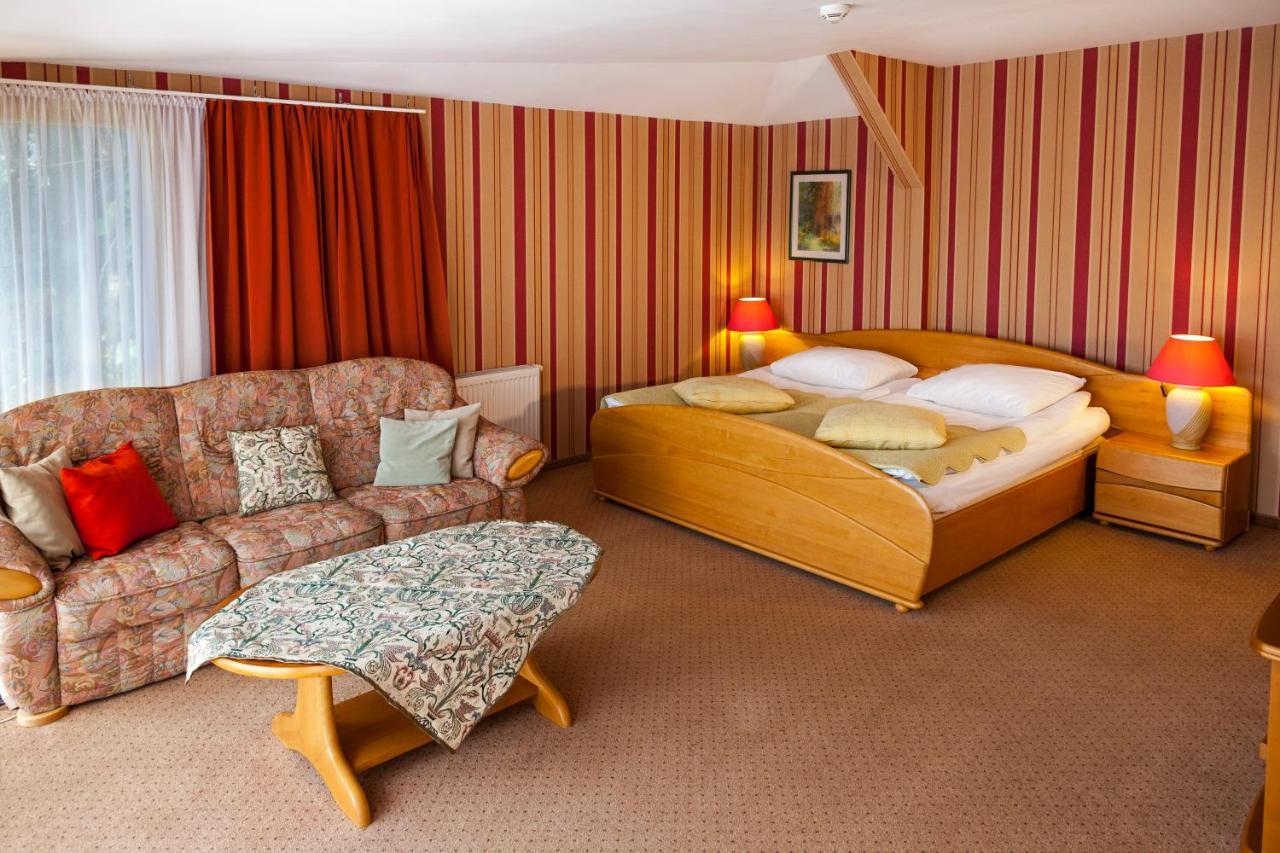 Bed and Breakfast To Tu à Mrągowo Extérieur photo